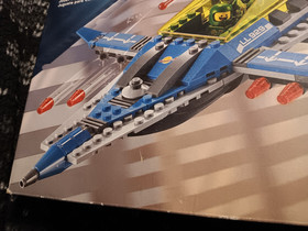 The LEGO Movie 70816 Benny's Spaceship New sealed Robo Emett Astro Kitty Droids