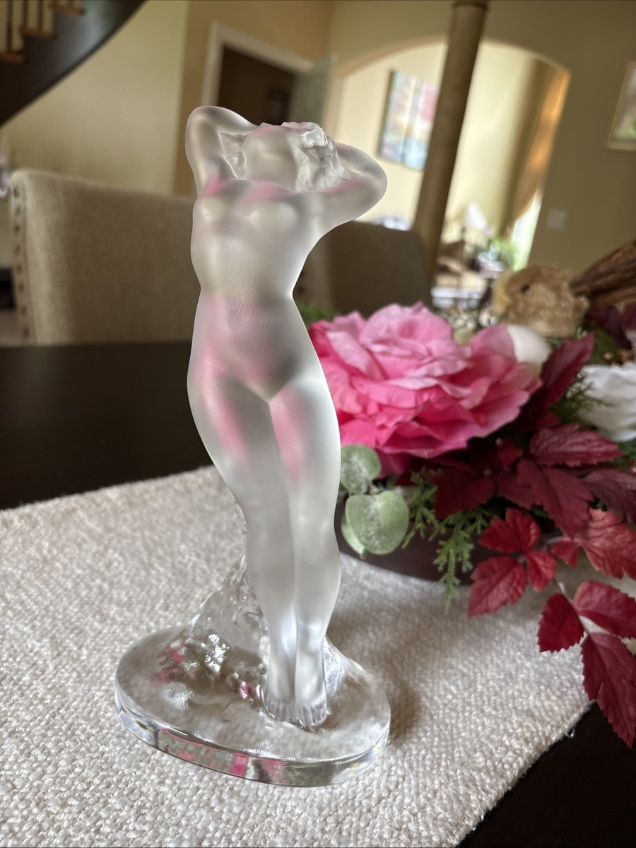 LALIQUE ラリック　ガラス製 ダンサー　女性ヌード像 Lalique Nude Dancer Crystal Glass Figurine of Woman (
