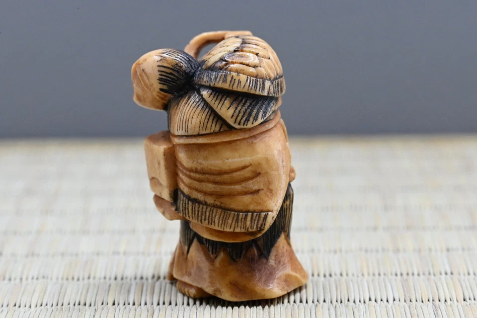 Antiguo japonés Netsuke Hyotan Sennin (calabaza inmortal) Edo 1603-1868 de Japón Foto 3 de 4