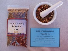 HOT CRUSHED RED CHILE PEPPER FLAKES 4 OUNCES USA SELLER FREE SHIPPING