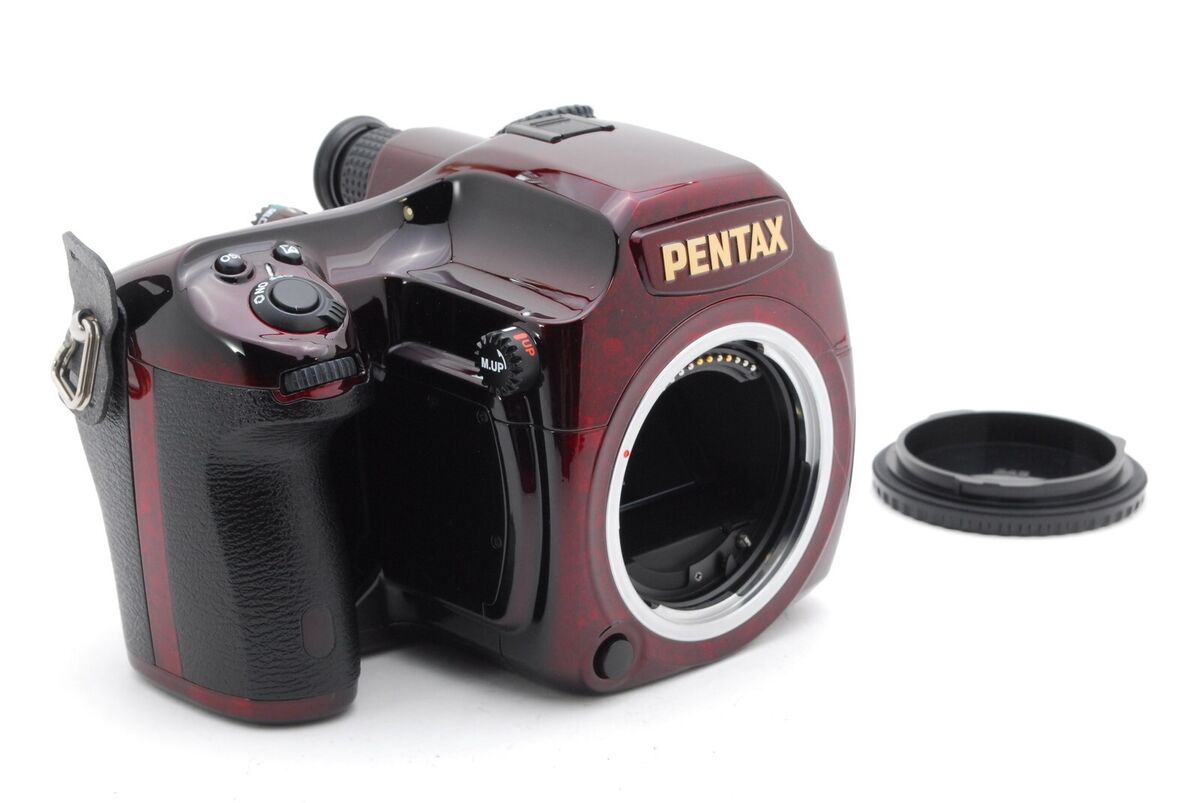 MINT】 Pentax 645D Limited Edition Japan Digital SLR Camera MINT】 Pentax 645D Limited Edition Japan Digital SLR Camera