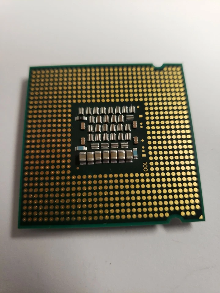 Procesador Intel SLA9X E6550 Core 2 Duo CPU 2,333 GHz/4 M/1333 MHz Foto 2 de 2