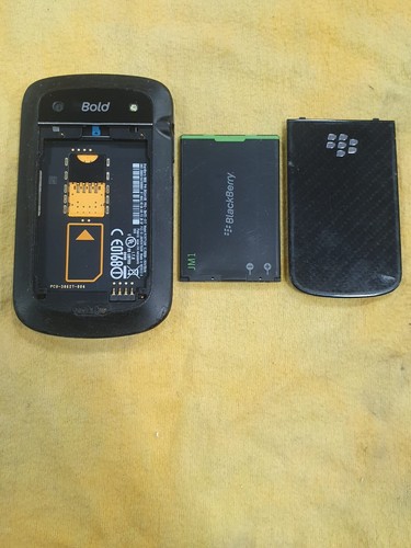 TG165 Blackberry BOLD 9900 MOBILE PHONE READ DESCRIPTION - Picture 4 of 6