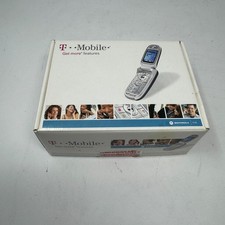 Vintage V195 Motorola T-Mobile Camera Flip Phone Gray Smart Phone