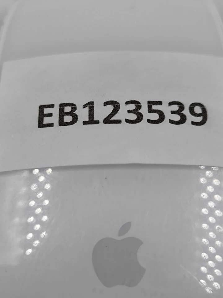 Apple Wireless Magic Mouse A1296 - Funktionierend, Ohne Batteriefachdeckel - Bild 4 von 4