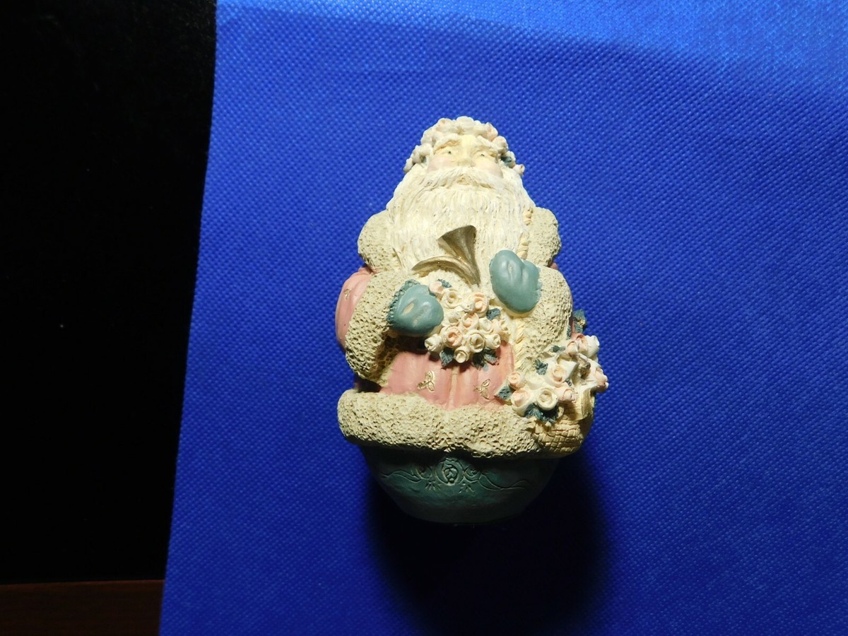 SANTA WITH FLOWERS FIGURINE! c555UXX | eBay