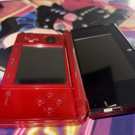 Nintendo 3DS  Flame Red Handheld Console Tested Working No Stylus Clean!