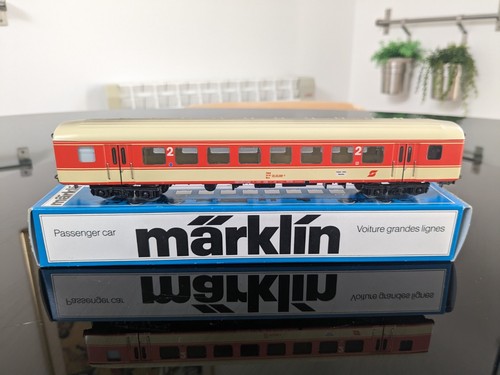 2 Lima Wechselstrom Personenwagen der ÖBB orange je 1.Kl