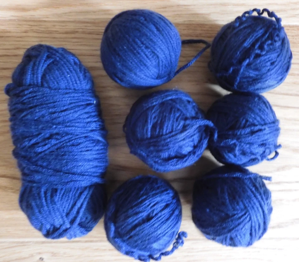 Lot 17 pelotes de laine de 25 gr PHILDAR  15% Cachemire Bleu marine - Photo 2/4
