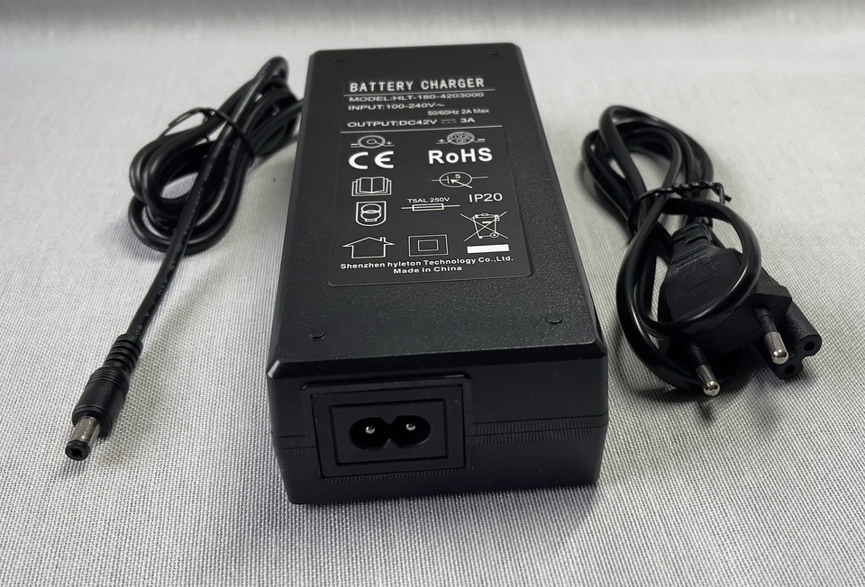 42V3A lithium Li-ion adapter for electric scooter, ebike battery charger - Image 4 of 4