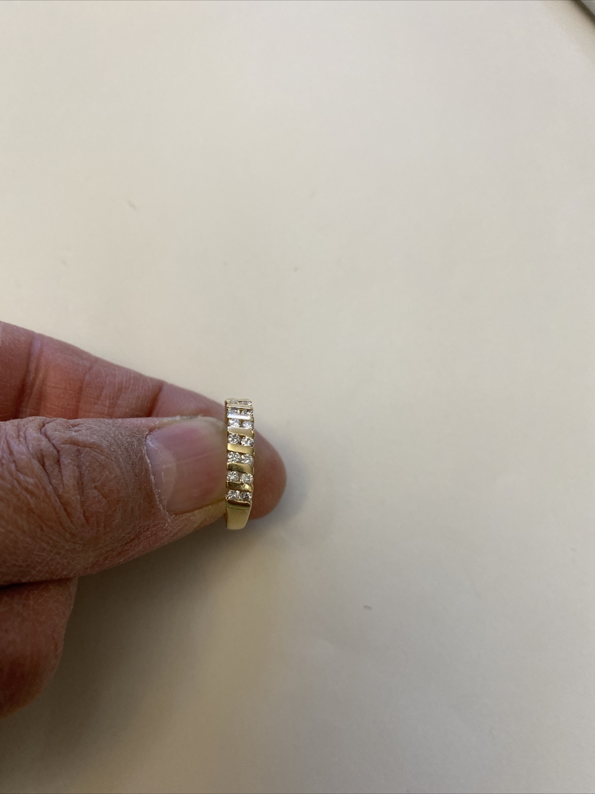solid 14k yellow gold diamonds ring - image 5