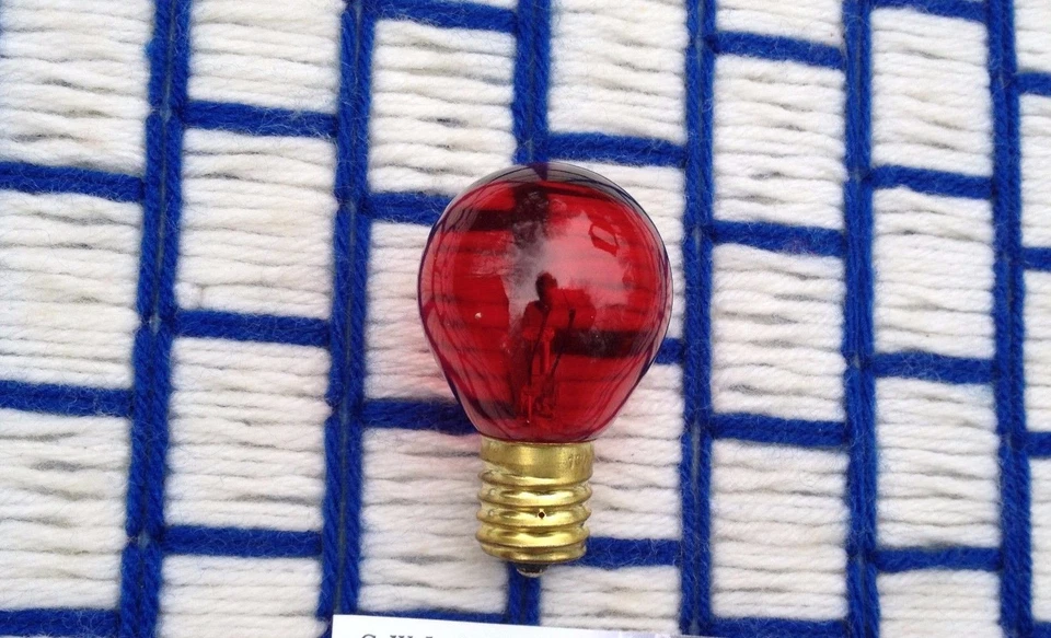 BOX of 25 new Red C9 base Round Christmas S11 LIGHT BULB 130V globe 10W RED E17 - Image 3 of 3