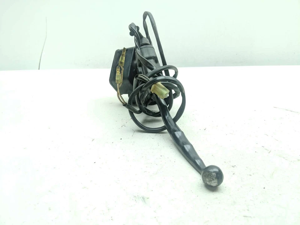 Cilindro maestro de freno delantero derecho Yamaha Venture Royale XVZ1300 86-93 Foto 2 de 4