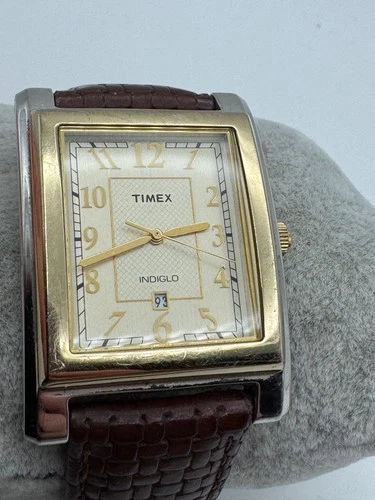 Vintage Men's Timex Indiglo WR 30M Two Tone Quartz Date Watch New Battery