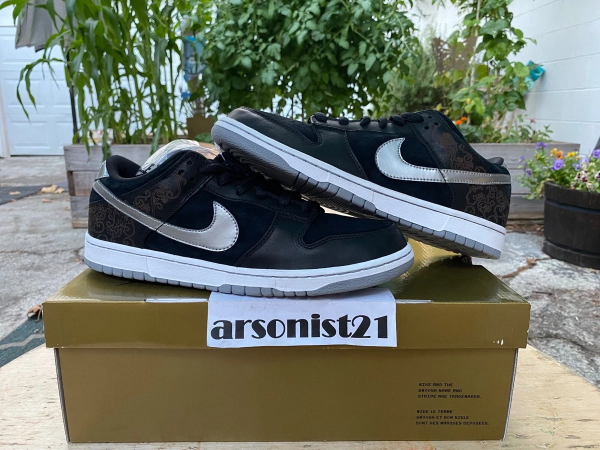 Nike Dunk Premium SB Low Takashi 2 for Sale | Authenticity