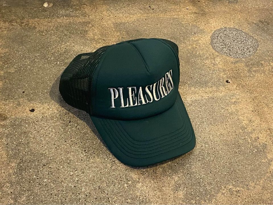 【PLEASURES】 NIGHTMARE TRUCKER Black Nightmare Trucker - Black – Feature
