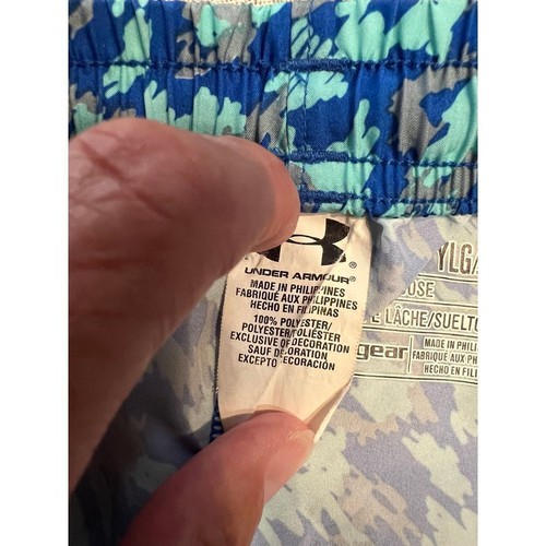 Girls blue under armour shorts size large - Picture 7 of 7