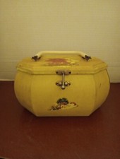 Vintage Decoupage Wood Octagon Mushroom Bee Flower Purse Pearl Lucite Handle