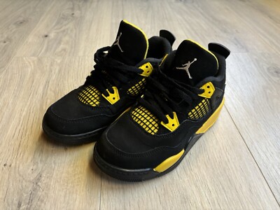 Nike Kinder Jordan Air 4 Retro Limited Edition , Schwarz , EUR 31