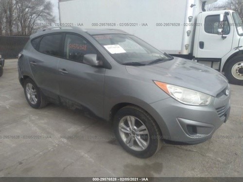 2010-2013 Hyundai Tucson RH Right Center Dash Vent - Picture 9 of 12
