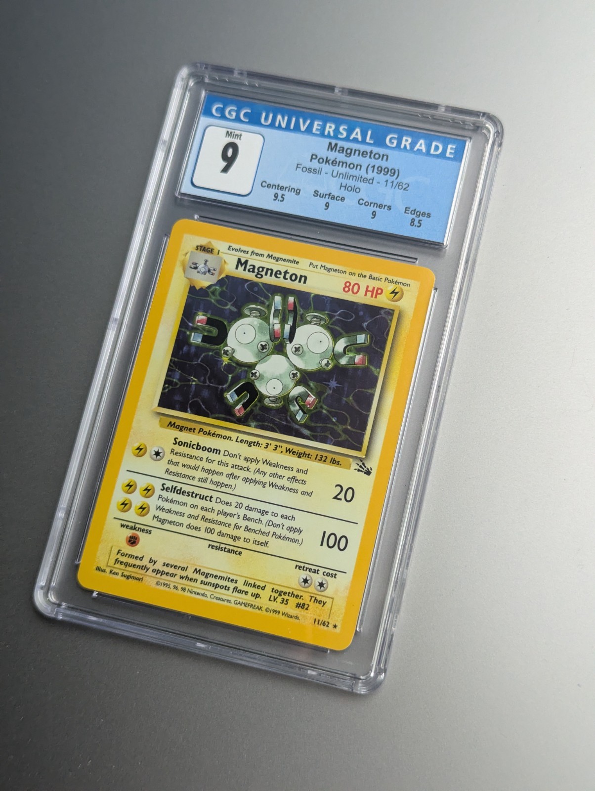 CGC 9 MINT Magneton Fossil 11/62 Holo Rare Graded Pokemon Card CLEAN