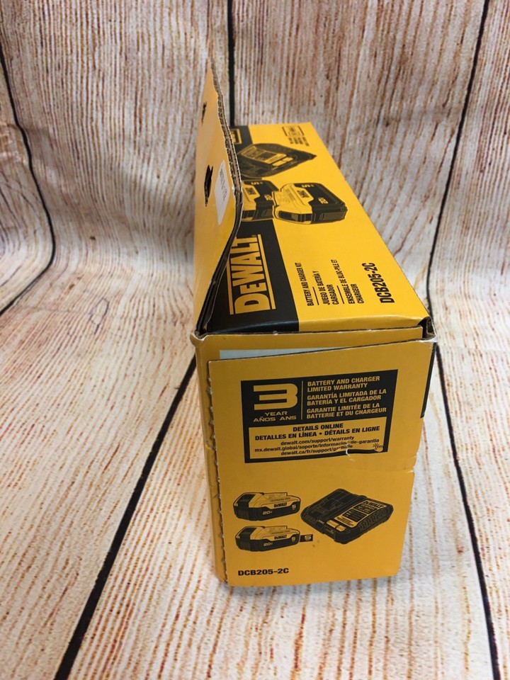 DEWALT DCB205-2C 20V MAX Li-ion Starter Kit (2-PACK 5Ah Batteries ...