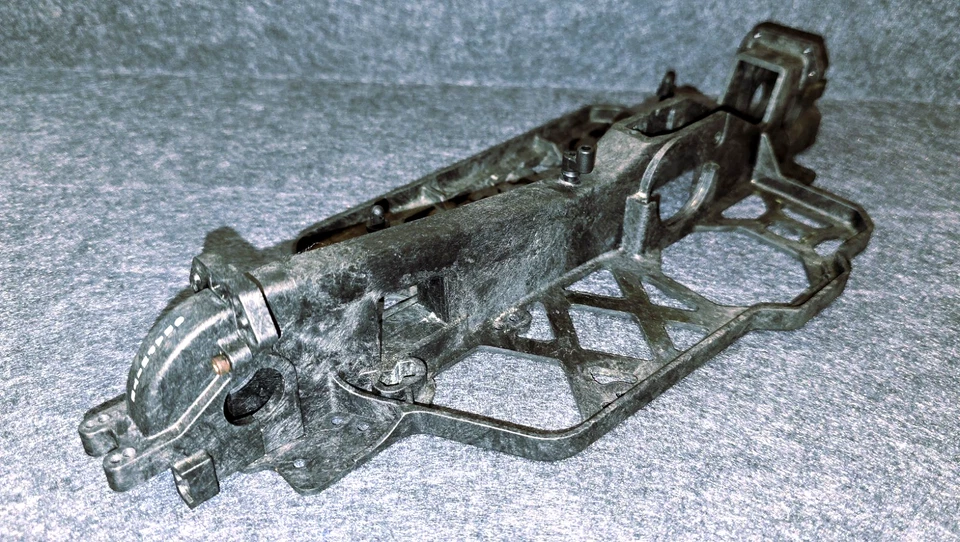 Vintage Losi XXX-4 4WD Racing Buggy / XXX-S Graphite Chassis LOSA 9919 9899 RARE - Image 2 of 4