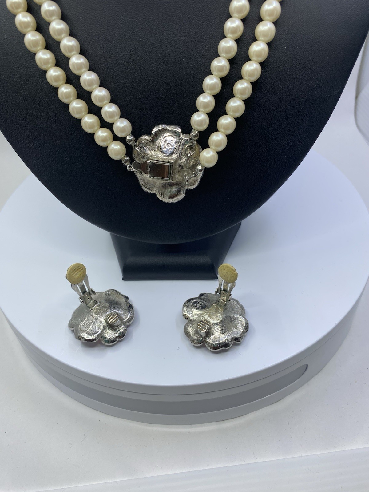 Vintage KJL for Avon Kenneth Jay Lane Perfect Pan… - image 4