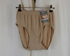 Bali Womens Comfort Revolution Seamless Brief Panty Beige Size 6/7