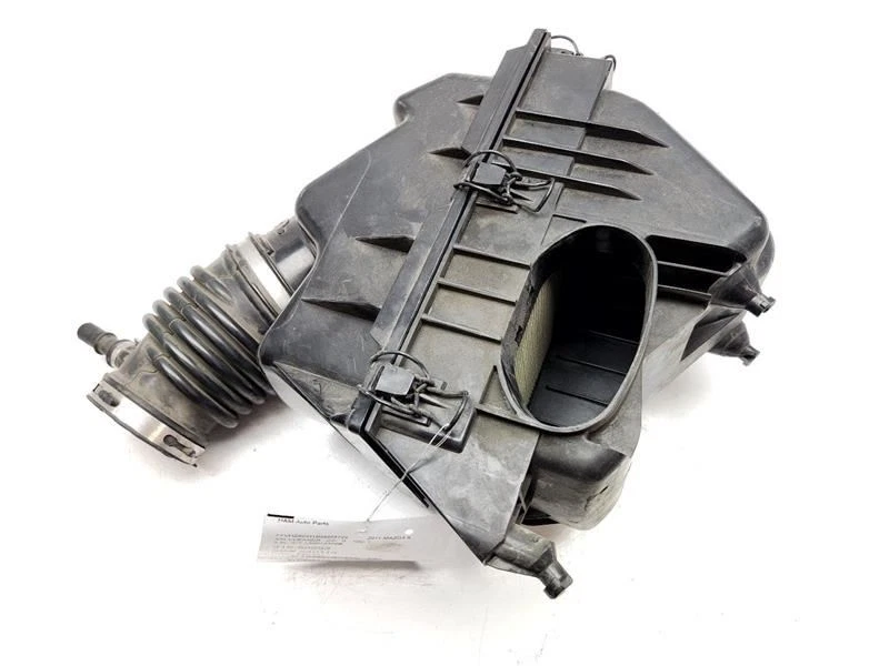 Purificador de aire Mazda 6 2009-2013 2,5 L bajas emisiones OEM L52013300B Foto 2 de 4