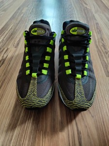 air max 95 newsprint