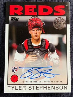 2021 Topps Baseball 1986 Throwback Tyler Stephenson RC On Card AUTO Reds