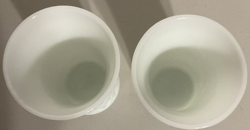 Set Of 3 Vintage Milk Glass Tumblers Diamond Pattern 1 Flawed - Picture 5 of 6
