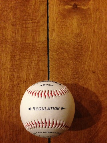 SPALDING RYAN HOWARD AUTO AUTOGRAPH SIGNED BASEBALL PHILLES - Picture 2 of 2