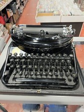 Vintage Underwood Noiseless Portable Typewriter, 1930's, Very Good Condition thumbnail
