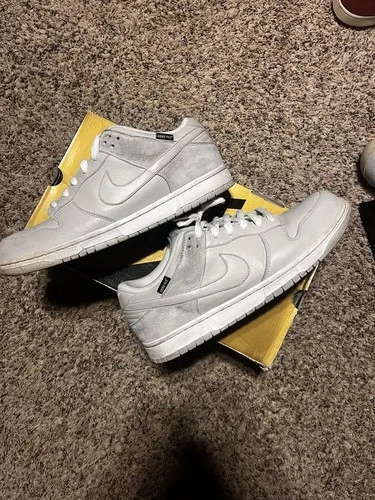 Nike SB Dunk Low Medicom 5 Gore-Tex-11.5 Sneakers Size 12 321721-001