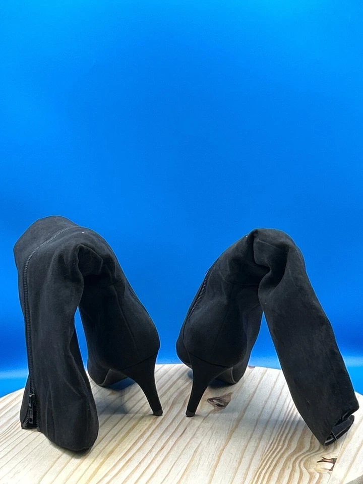 Calvin Klein Knee High Riding Boot Women's Sz 8 Black Faux Leather Side Zip - Image 3 of 4