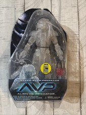 NECA Alien VS Predators Cloaked Scar 7 in Act...