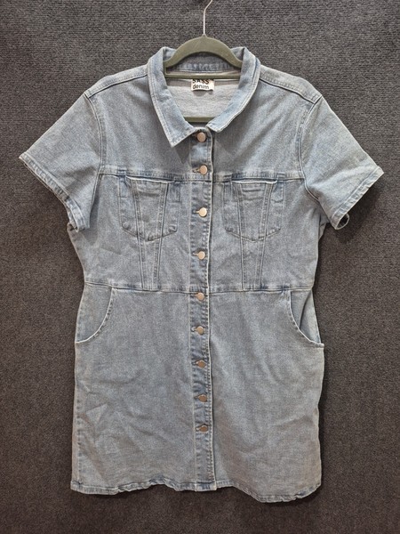 Sass Size 16 Blue Denim Button Front Dress
