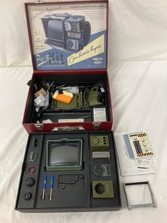 Fallout Pip Boy 2000 MK VI Construction Kit from Wand Company Appears Complete