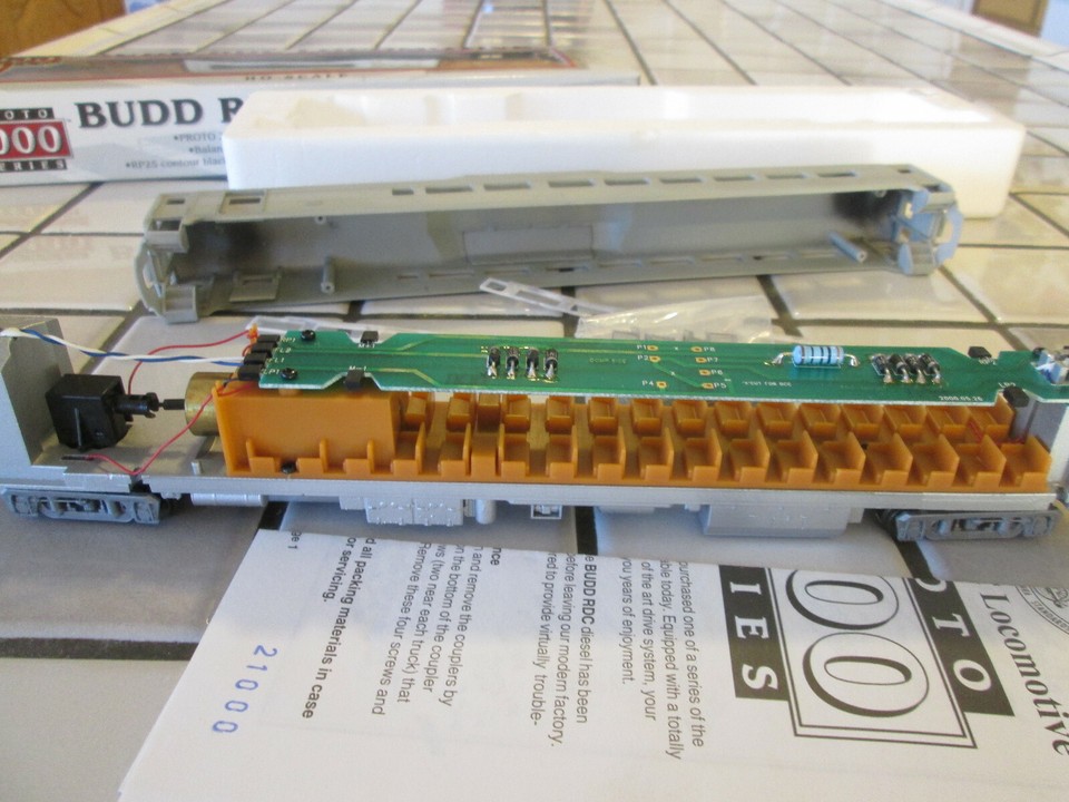 proto 2000 UNDECORATED BUDD RDC powered engine HO scale //// | eBay