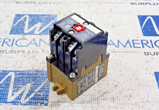 ALLEN BRADLEY 700-P400A1 AC RELAY CONTROL SER A 115- 120V COIL