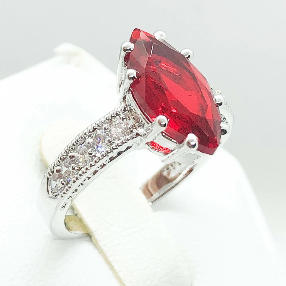 R0344 Mujeres Moda Joyería Chapado en Oro Amarillo Blanco Rubí Circonita cúctel Anillo Regalo Foto 4 de 4