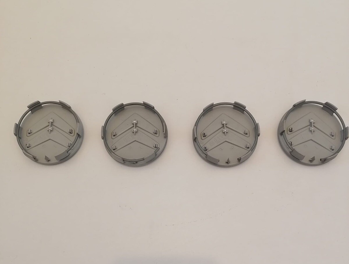 VeroCh 4 Pièces Voiture Moyeu Cache-Moyeux,pour Citroen C1 C2 C3 C4 C5 Jumpy DS3 DS4 Berlingo Jumpy,60mm ABS Enjoliveurs Logo Emblem Centre Design Élégant Étanche Anti Poussière,B