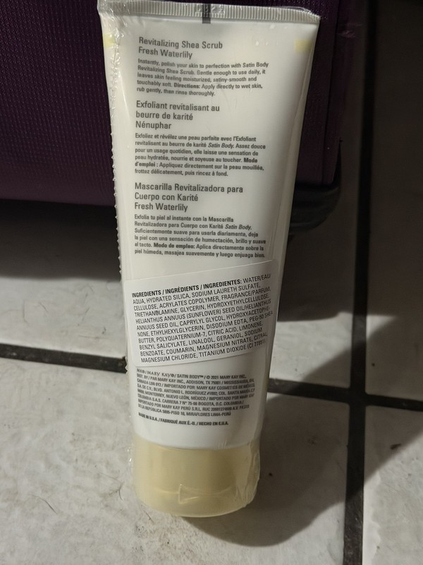 New! Mary Kay Satin Body Revitalizing Shea Scrub 6.5 Oz Fresh Waterlily Sealed