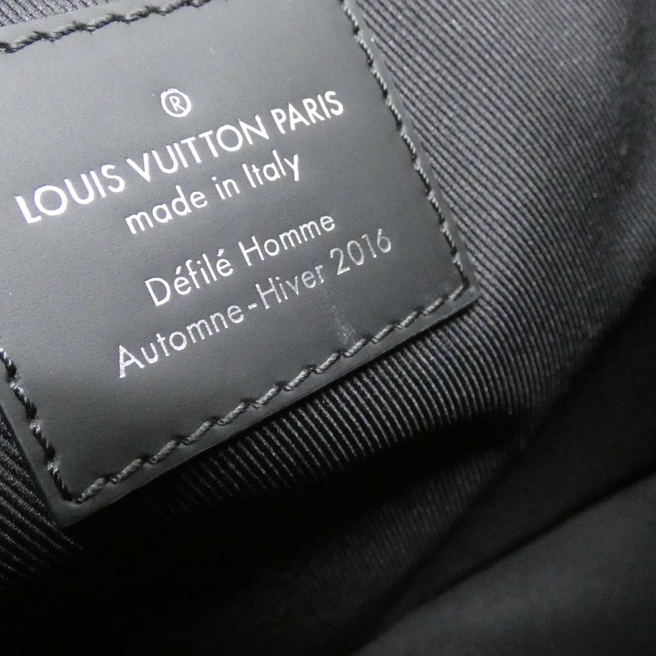 Authentic LOUIS VUITTON Monogram Eclipse Messenge… - image 8
