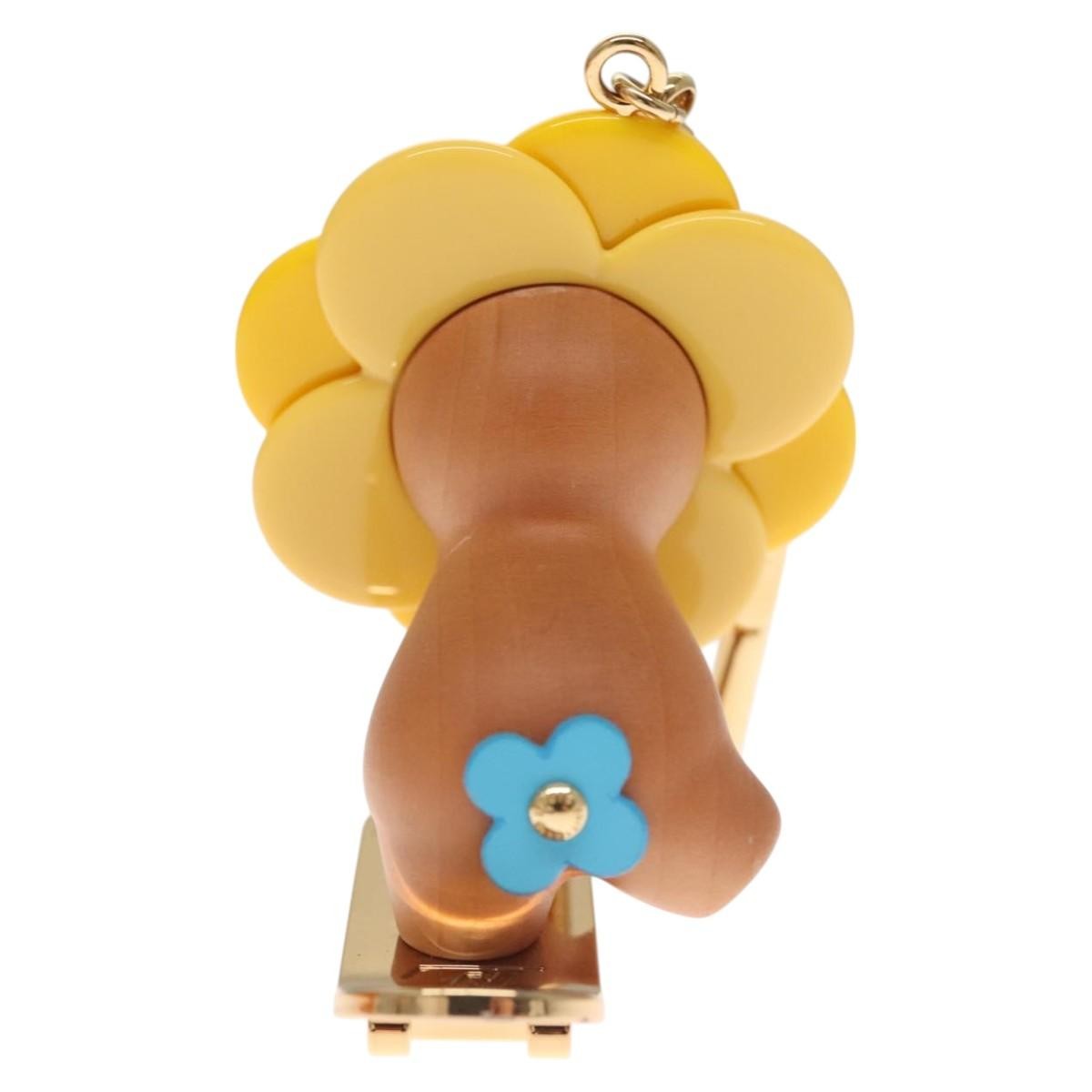 LOUIS VUITTON Petula Skate Charm metal Yellow M00869 LV Auth