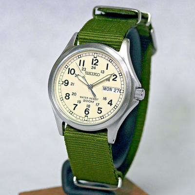 SEIKO Military V743-8090 Luminous Day Date Men's Field Watch 1999