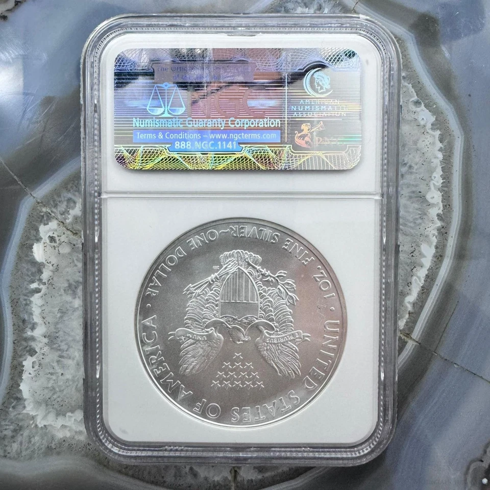 2009 US 1.0oz.999 Fine Silver American Silver Eagle NGC MS69 #3256288-321EX - Image 4 of 4