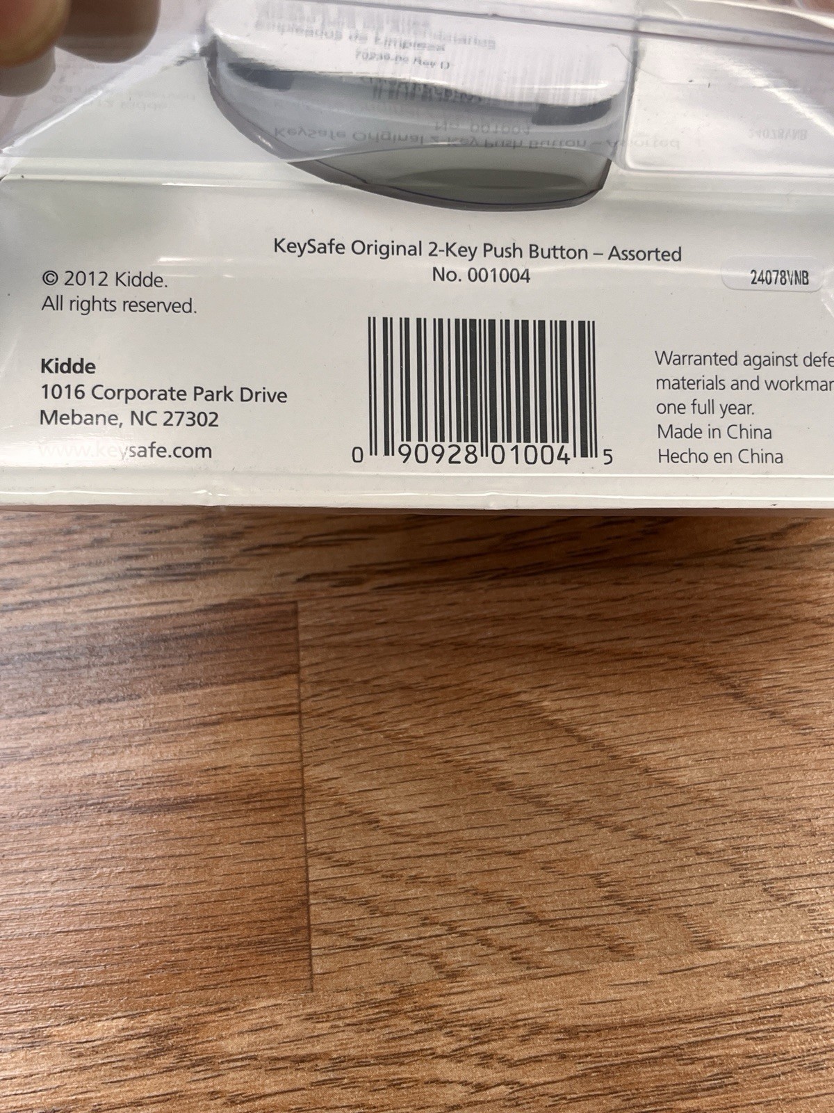 Kidde Key Safe Lock Box Holds 2 Keys Mounted w/ Pushbutton Combo Lock White NEW